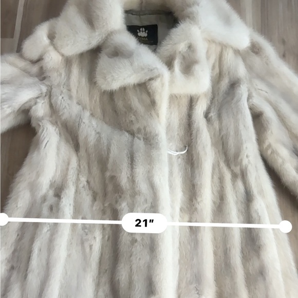 Elegant Cream Mink fur Coat - Picture 13 of 16